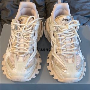 Balenciaga Track.2 Sneaker Size 40